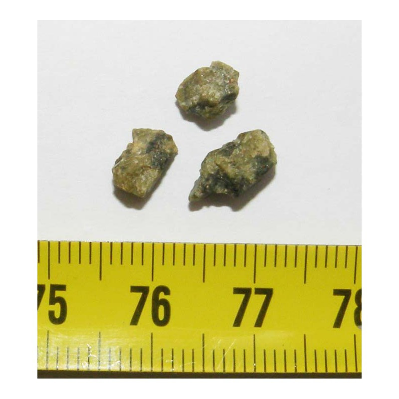 Lot de Tatahouine ( meteorite - 0.75 grs - 002 )