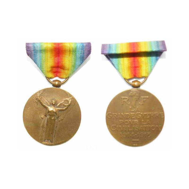 médaille France Grande Guerre 14 -18  ( 086)