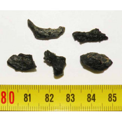 lot d Irghizite noire  ( météorite -Tectite - 2.00 grs - 027 )