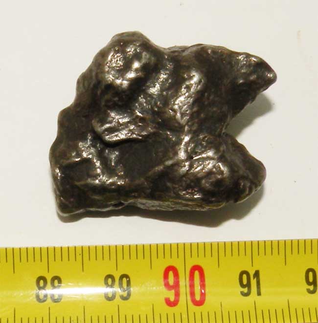 http://www1.nuggetsfactory.com/EURO/meteorite/sikhote%20alin/117%20sikhote%20alin.jpg